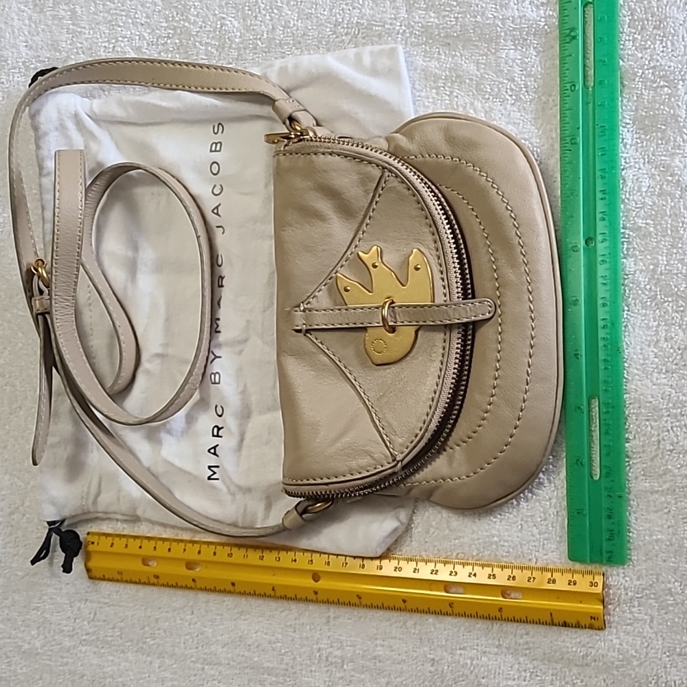 Marc by Marc Jacobs beige and gold dove crossbody bag